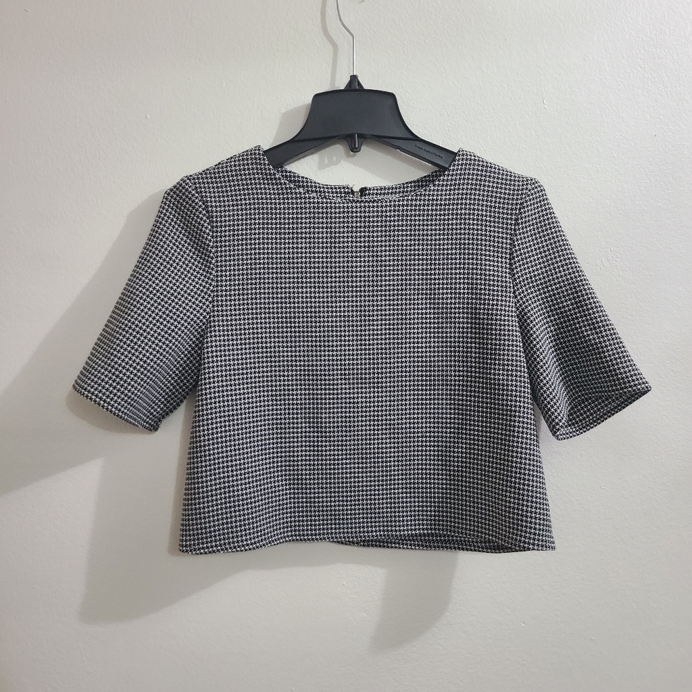 Harper- Small- Houndstooth Crop Top